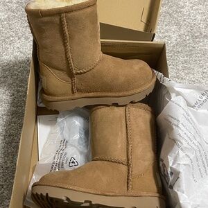 Brand new ugg